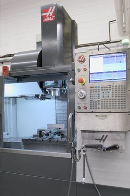 CNC-Fräsmaschine Haas VM-2